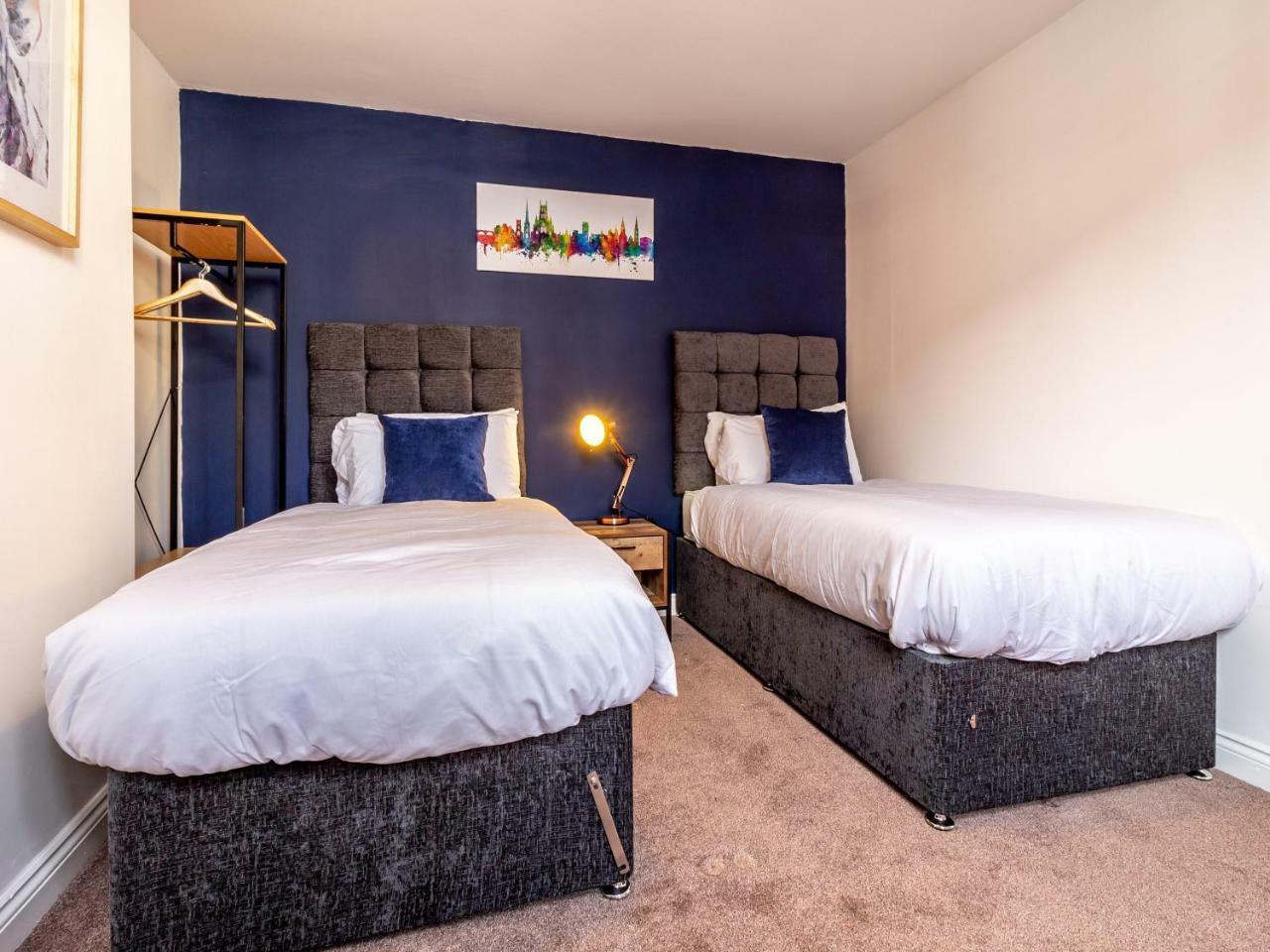 Northfield Street, Worcester City Centre - Guest Homes 외부 사진