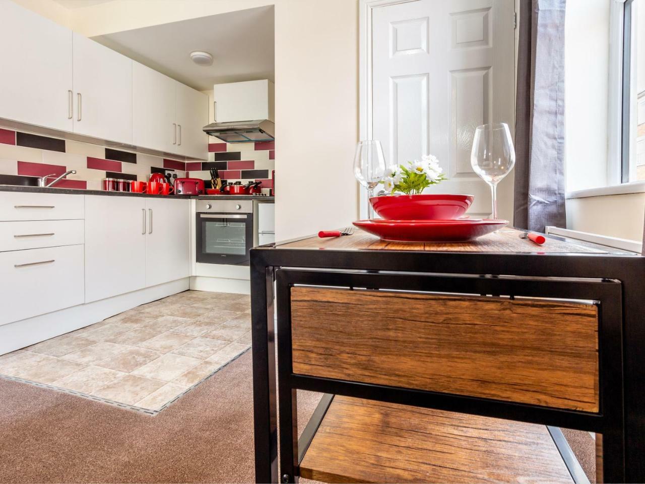 Northfield Street, Worcester City Centre - Guest Homes 외부 사진