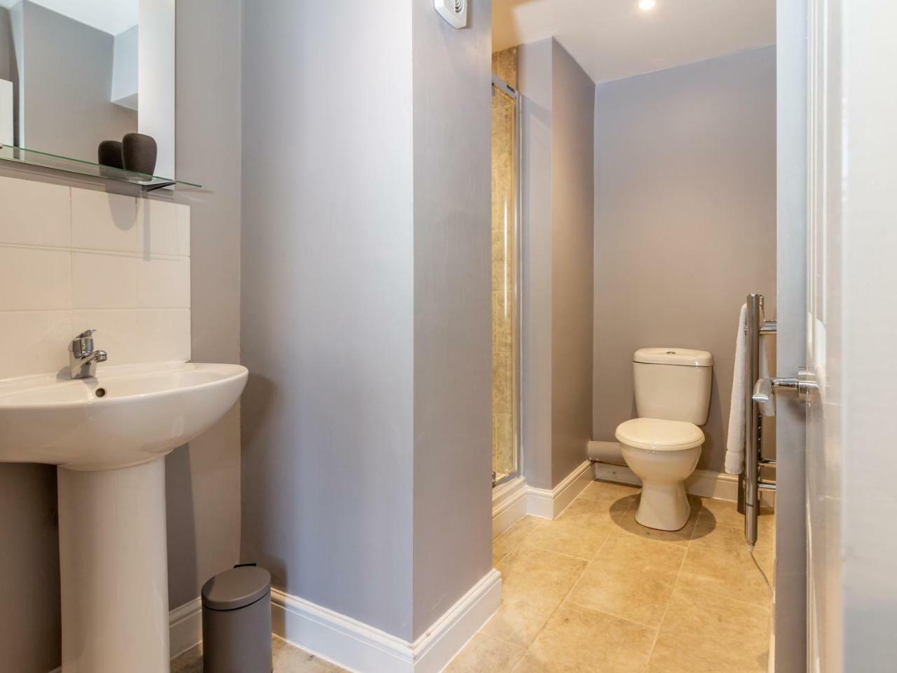 Northfield Street, Worcester City Centre - Guest Homes 외부 사진